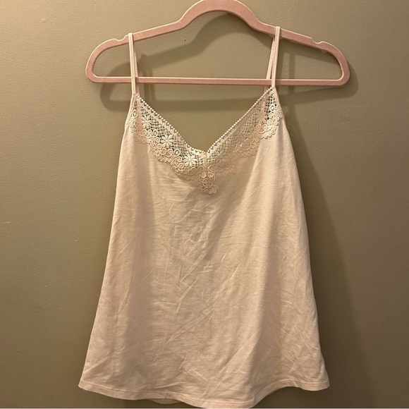 LOFT Elegant Lace Trim Cream Cami Top - Picture 1 of 6